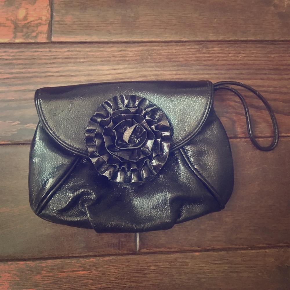 Loeffler Randall clutch